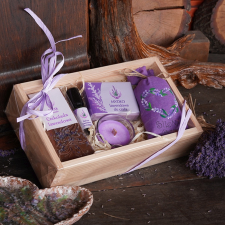 Lawendowy „Zestaw Ocalenia Przed Ludźmi”