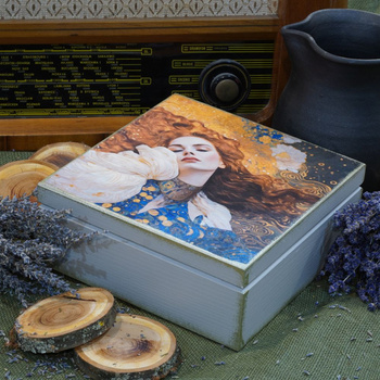 KWADRATOWA SKRZYNKA BABIE LATO