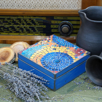 KWADRATOWA SKRZYNKA MOZAJKOWA MANDALA